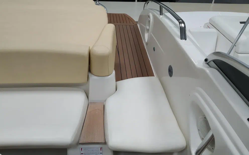 slider 9 Cranchi CSL 27