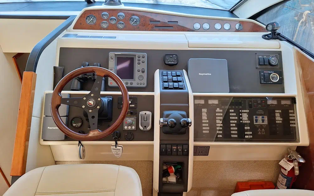 slider 19 Fairline Phantom 46