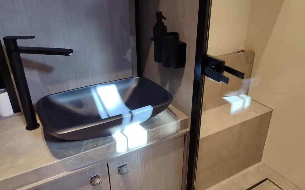 slider 23 Cranchi A46 Luxury Tender