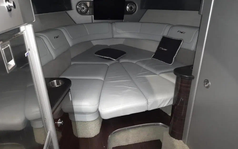 slider 7 Formula 310 Sun Sport