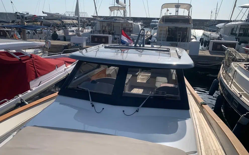 slider 3 Gagliotta 35 Lobster