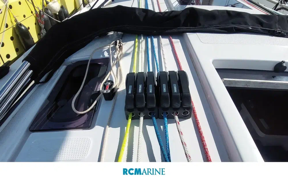 slider 13 Beneteau First 36