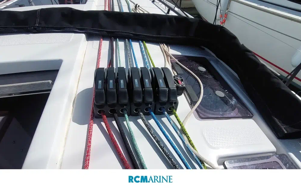 slider 14 Beneteau First 36