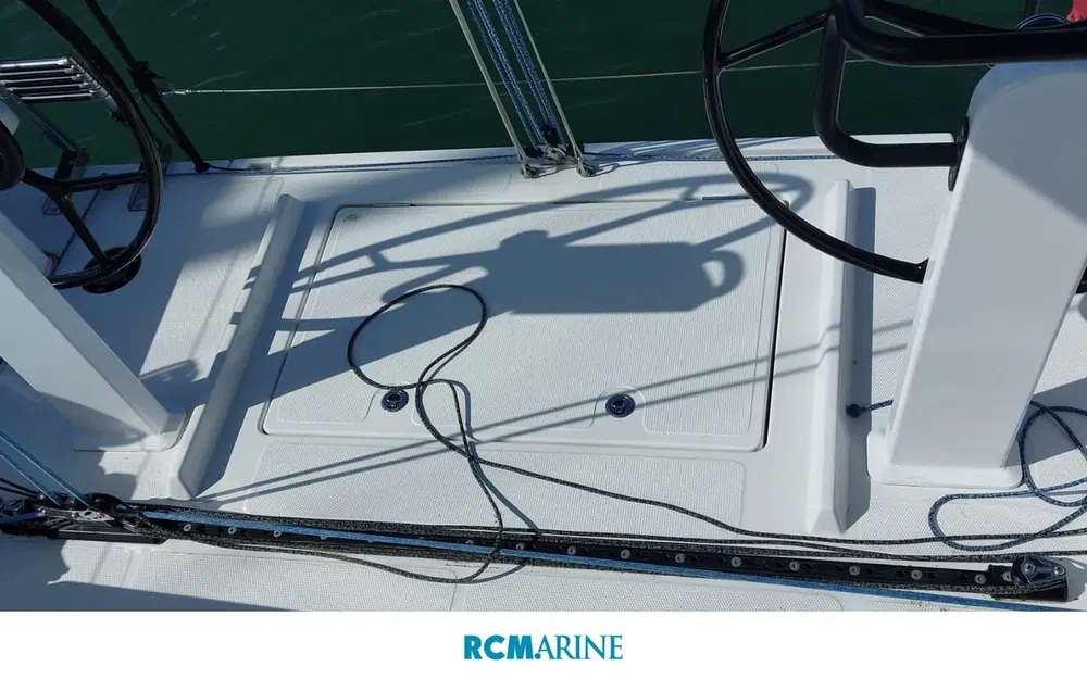 slider 16 Beneteau First 36