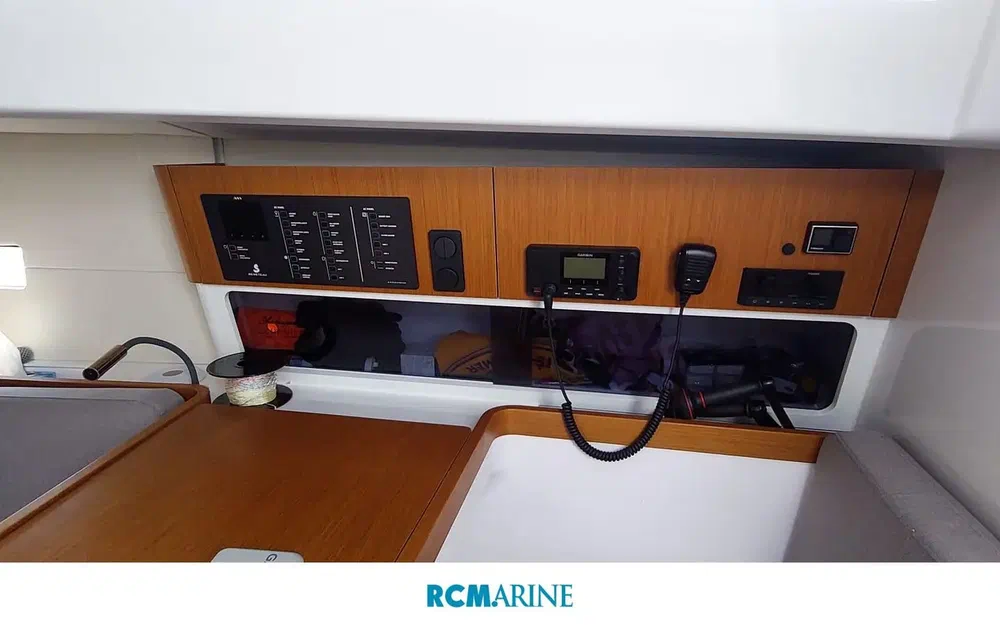 slider 22 Beneteau First 36