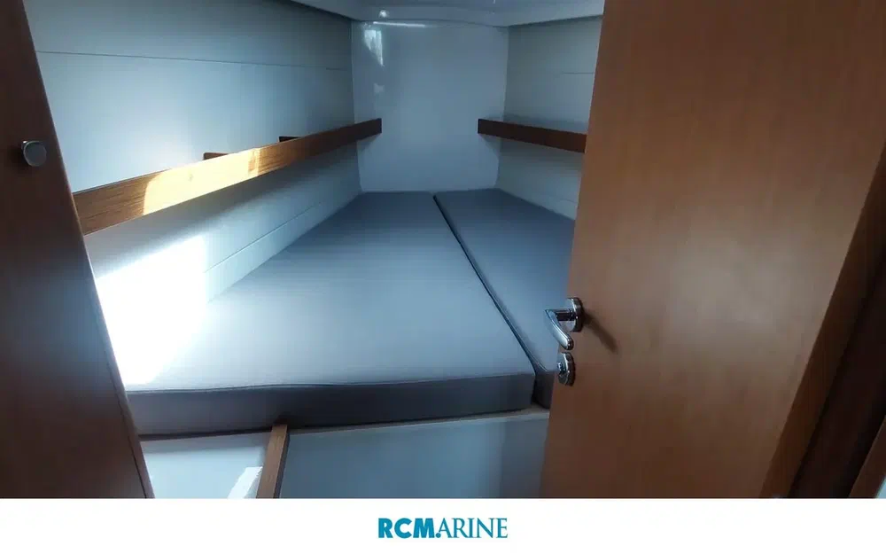 slider 25 Beneteau First 36