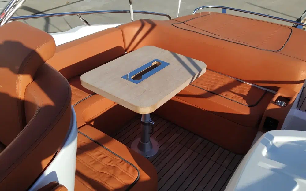 slider 24 Cranchi Endurance 30