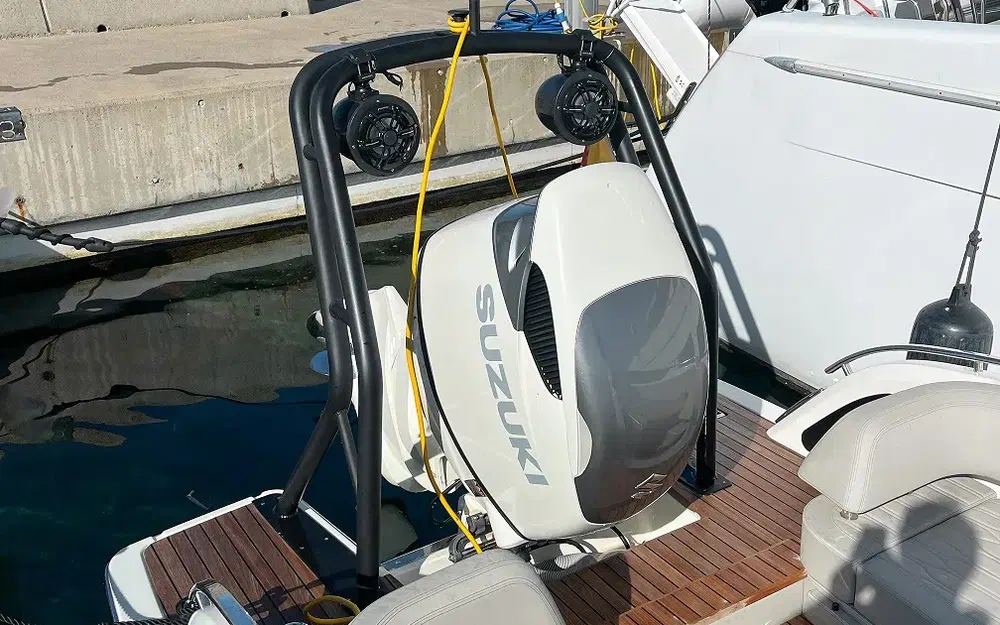 slider 10 Cranchi E 26 Rider