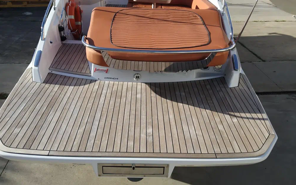 slider 7 Cranchi Endurance 30