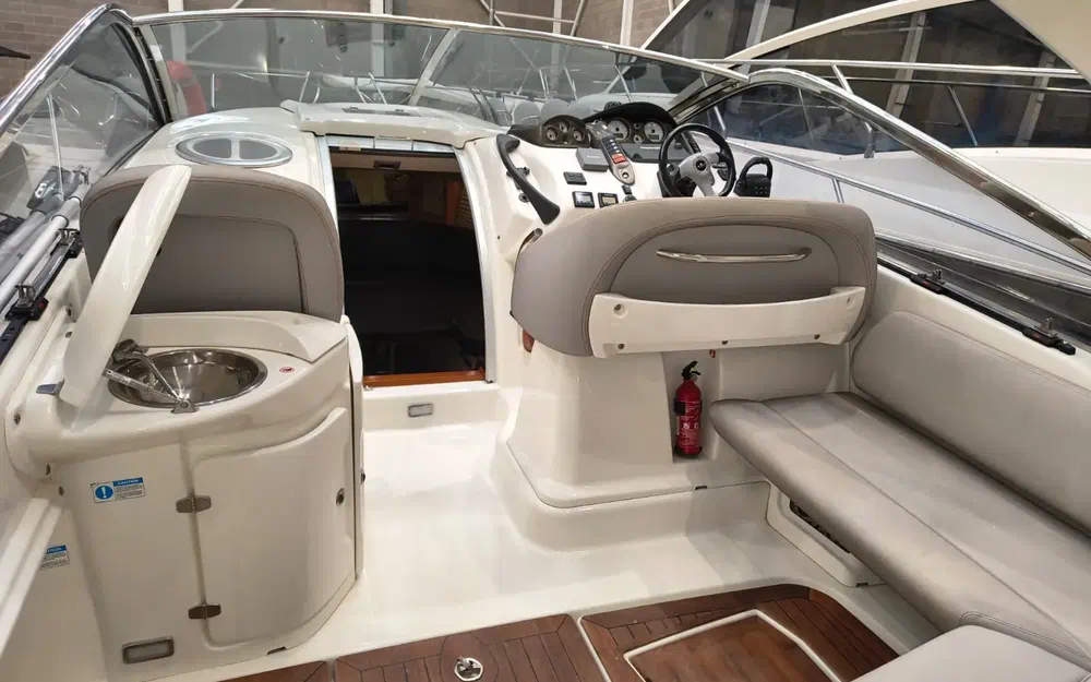 slider 2 Cranchi Endurance 33