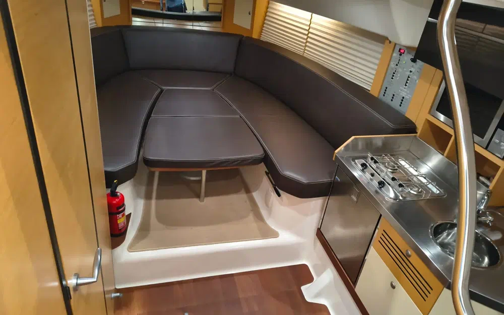 slider 6 Cranchi Endurance 33