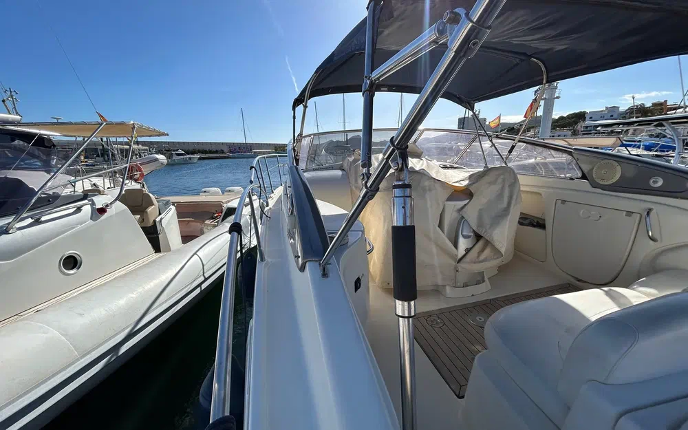 slider 9 Cranchi Endurance 33