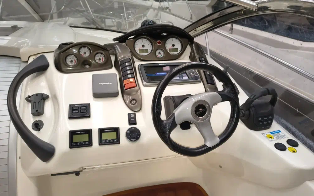 slider 16 Cranchi Endurance 33