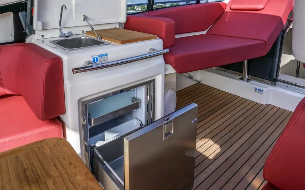 slider 4 Cranchi M 44 Hard Top