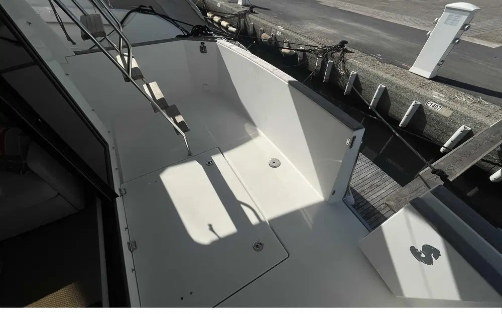 slider 17 Beneteau Swift Trawler 34 Fly