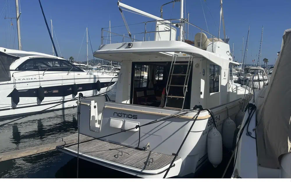 slider 19 Beneteau Swift Trawler 34 Fly
