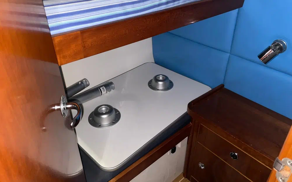 slider 9 Faeton 10.40 Fly Moraga