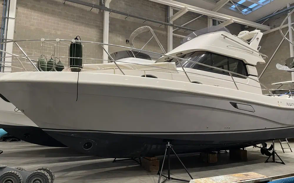 slider 2 Faeton 10.40 Fly Moraga