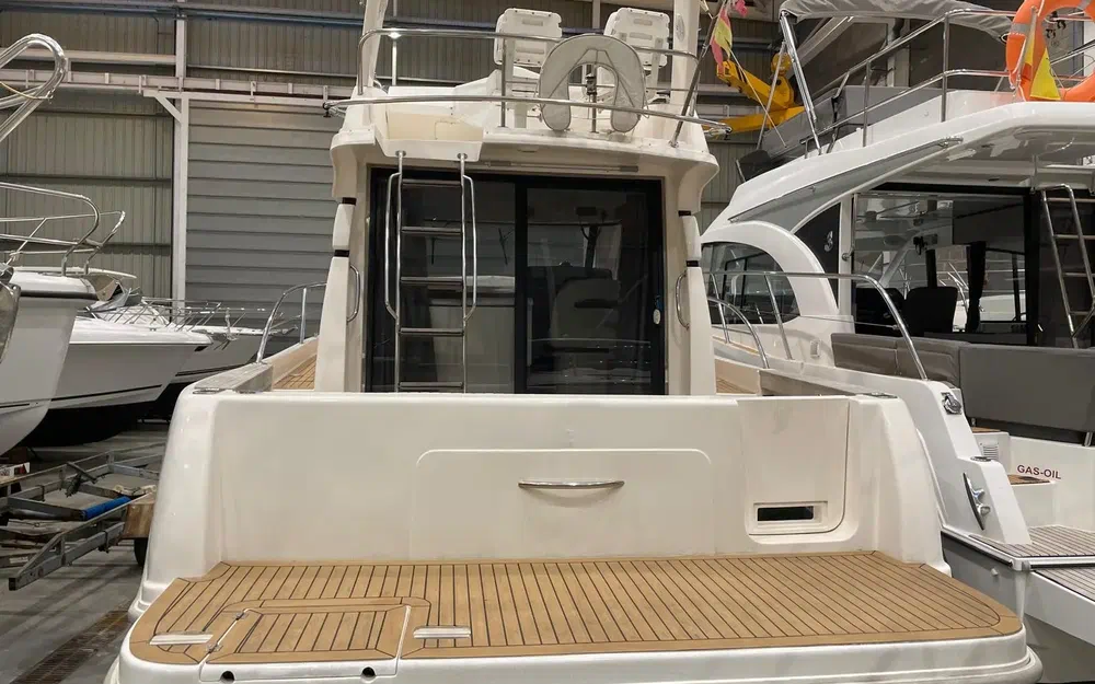 slider 3 Faeton 10.40 Fly Moraga