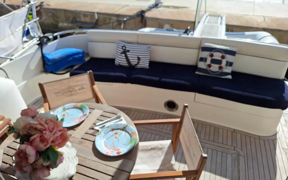 slider 8 Fairline Phantom 46