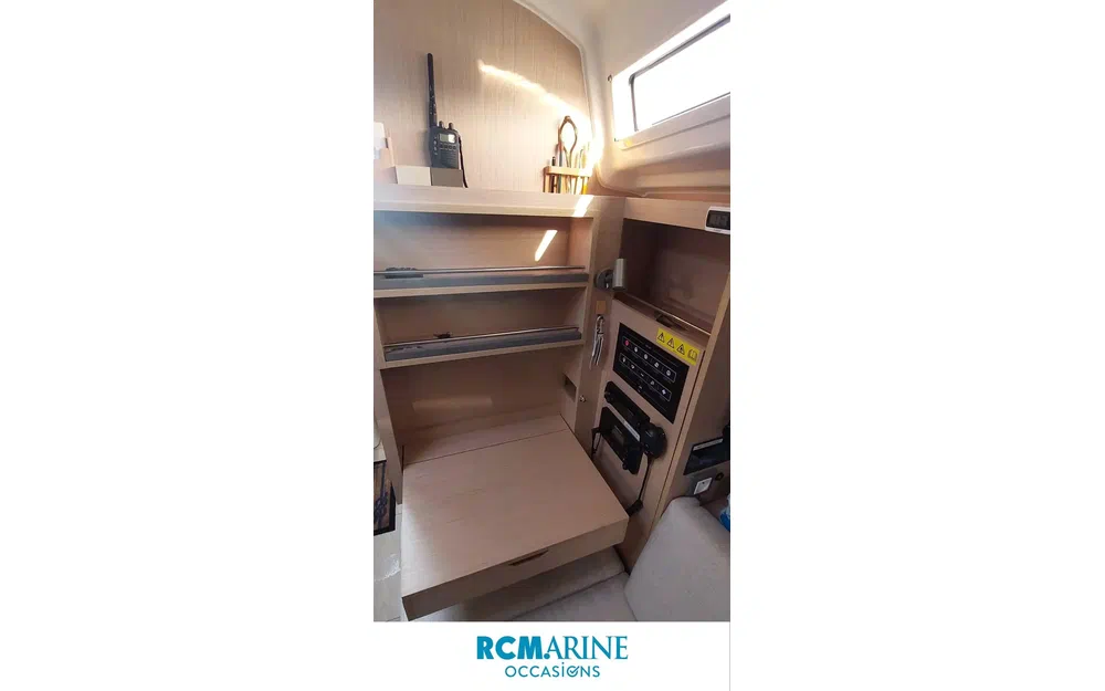 slider 16 Beneteau Oceanis 34.1