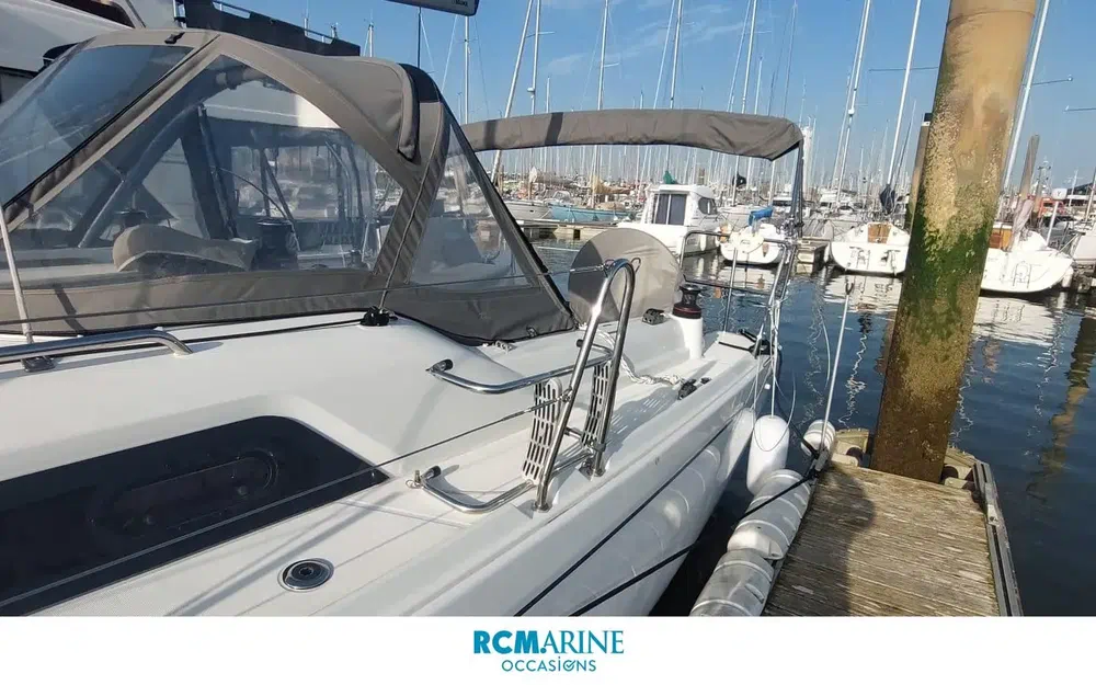 slider 2 Beneteau Oceanis 34.1