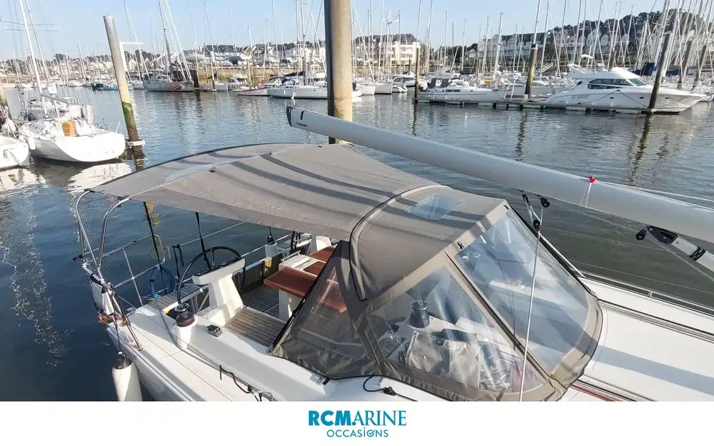 slider 4 Beneteau Oceanis 34.1