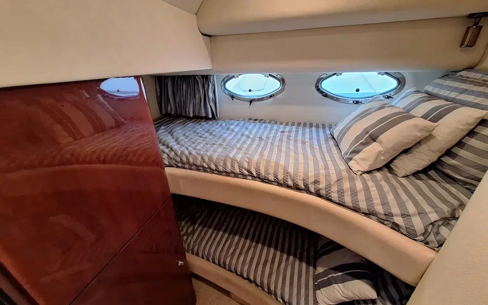 slider 23 Fairline Phantom 46