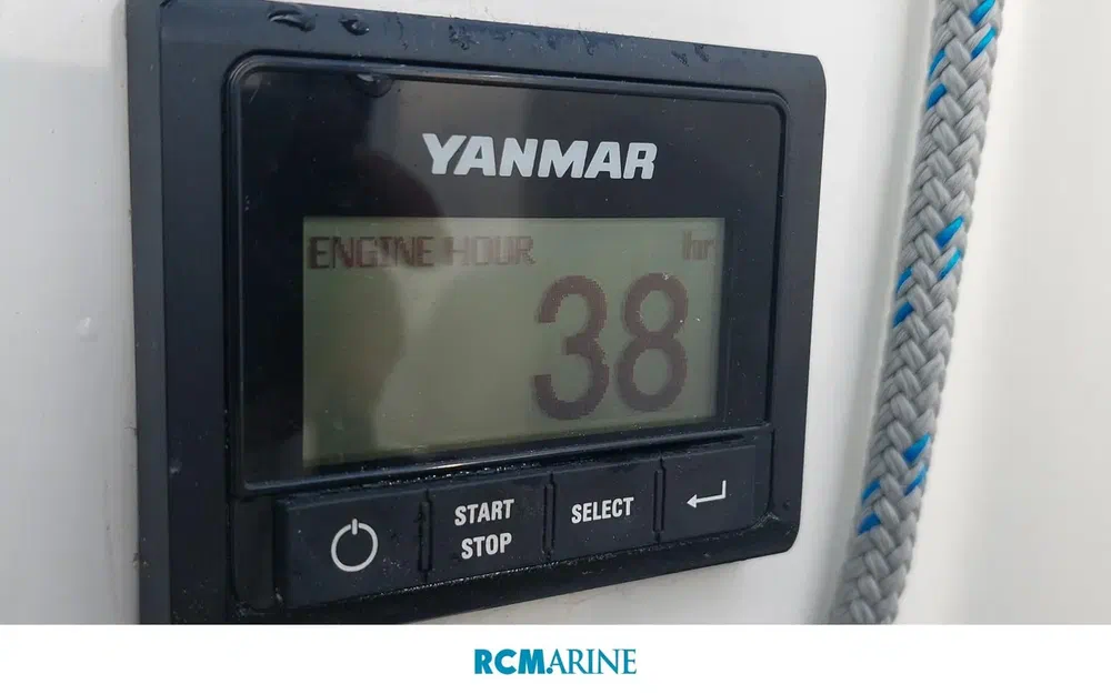 slider 14 Beneteau Oceanis 37.1