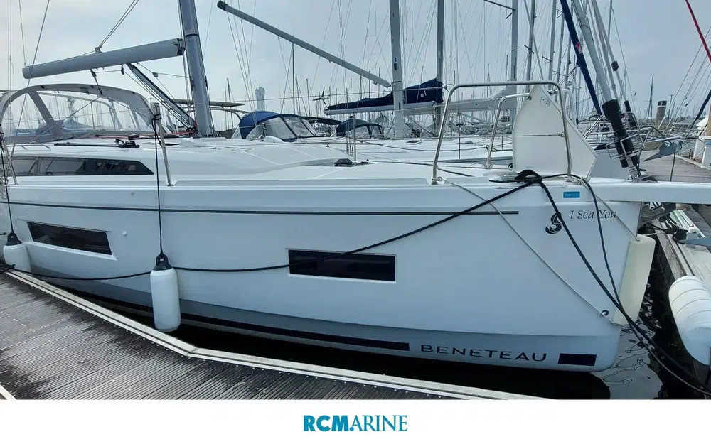 slider 19 Beneteau Oceanis 37.1