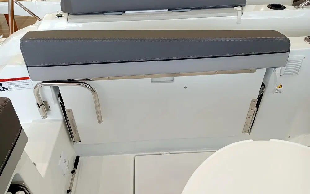slider 8 Jeanneau CAP CAMARAT 7.5 WA SERIE 3