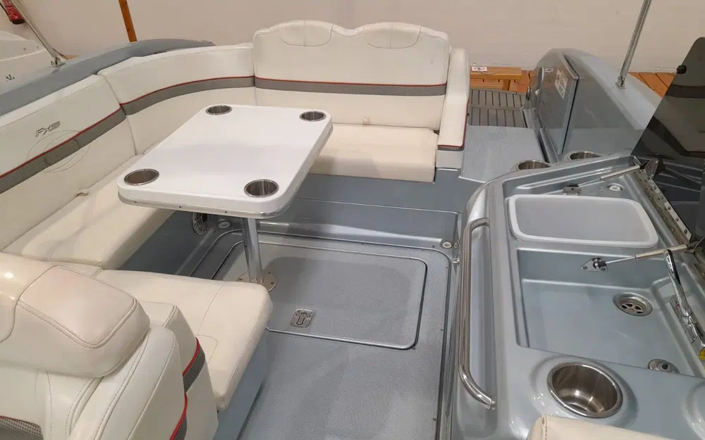 slider 9 Formula 310 Sun Sport