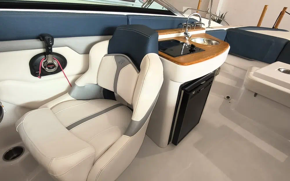 slider 17 Jeanneau Cap Camarat 6.5 CC Serie 3