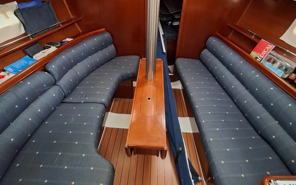 slider 10 Beneteau Oceanis 343