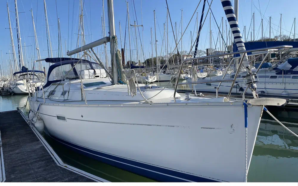 slider 1 Beneteau Oceanis 343