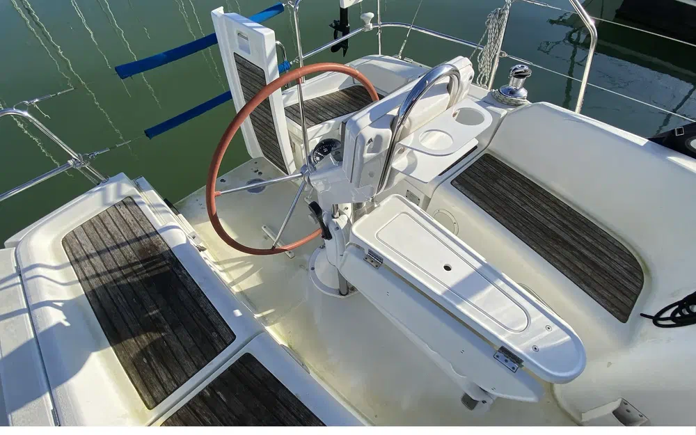slider 6 Beneteau Oceanis 343