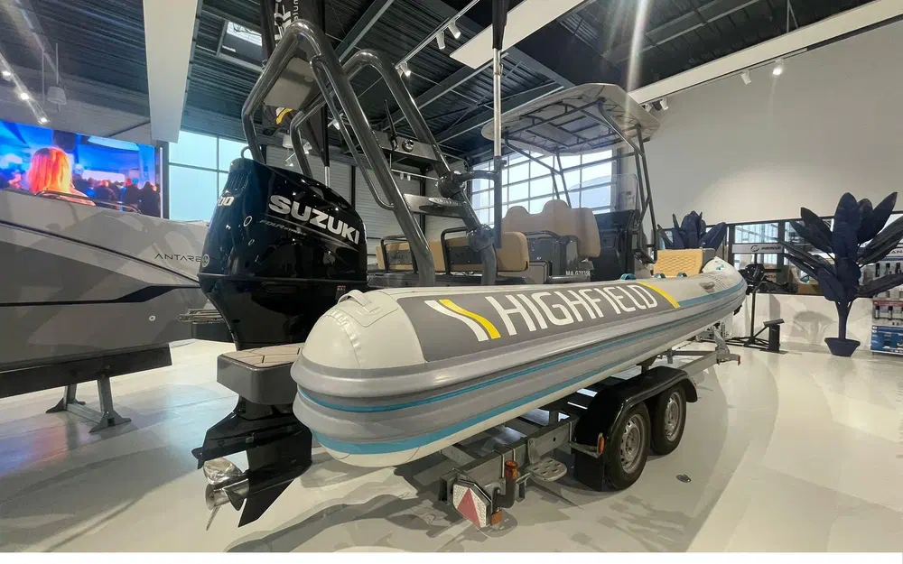 slider 8 Highfield Sport 700