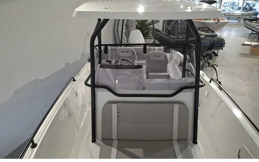 slider 8 Beneteau Flyer 8 SPACEdeck V2