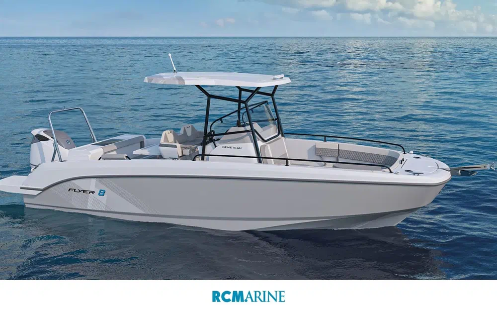 slider 0 Beneteau Flyer 8 SPACEdeck V2
