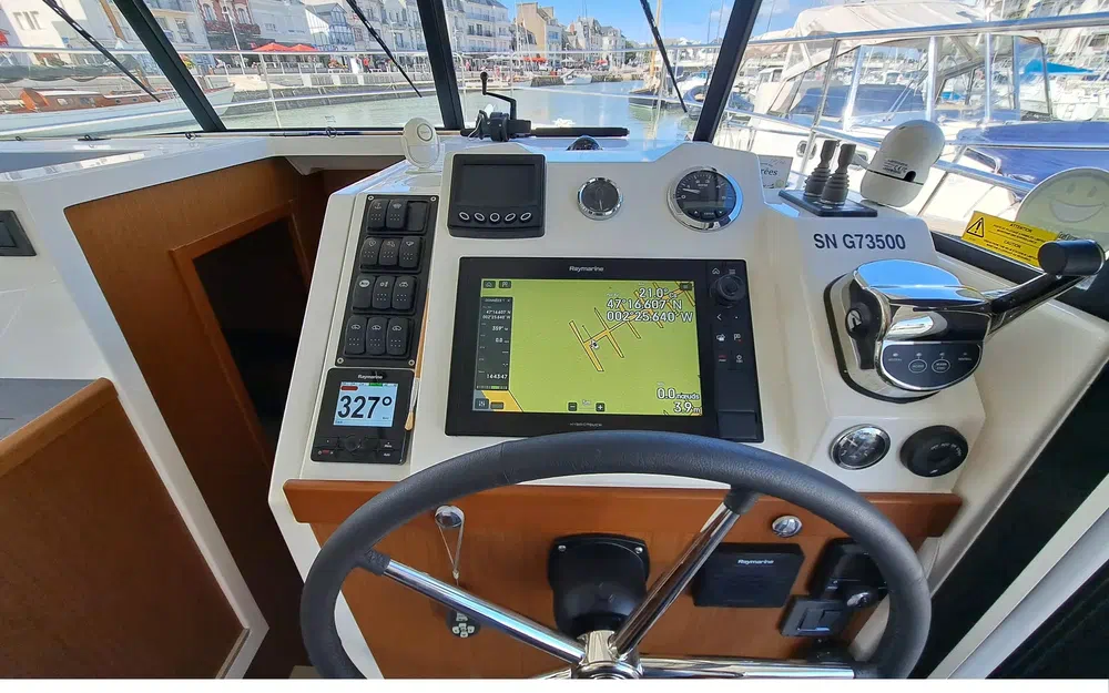 slider 12 Beneteau Swift Trawler 35