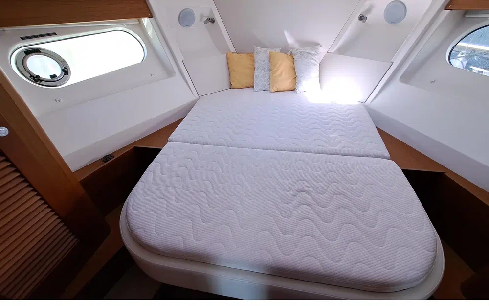 slider 13 Beneteau Swift Trawler 35