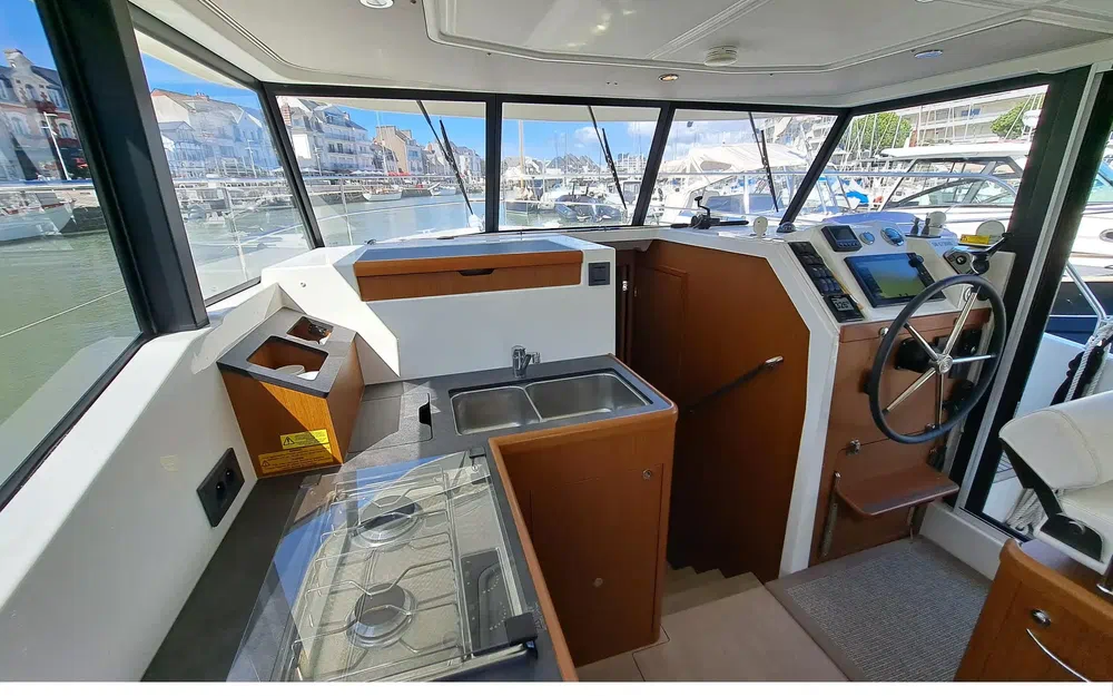 slider 8 Beneteau Swift Trawler 35