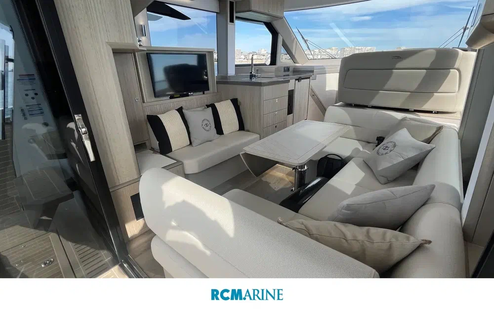 slider 10 Galeon 400 Fly