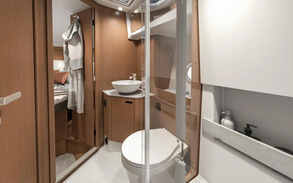 slider 4 Beneteau Swift Trawler 37 Fly