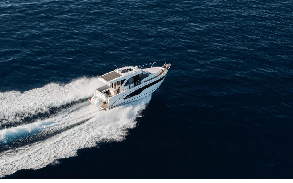 slider 1 Beneteau Antares 9 OB Antares 9 V2