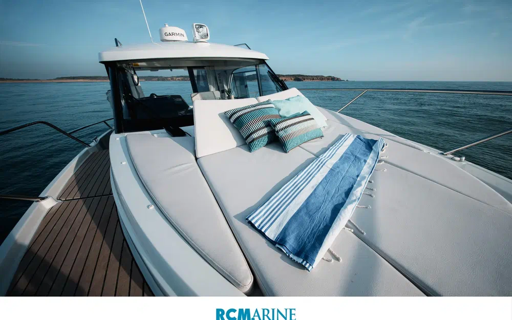 slider 6 Beneteau Antares 9 OB Antares 9 V2