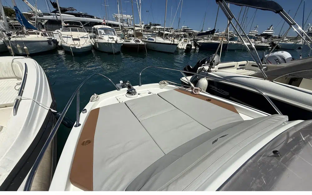 slider 9 Beneteau Flyer 6 SUNdeck
