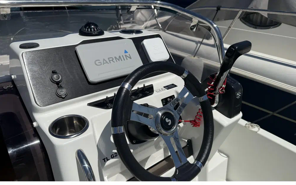 slider 7 Beneteau Flyer 6 SUNdeck