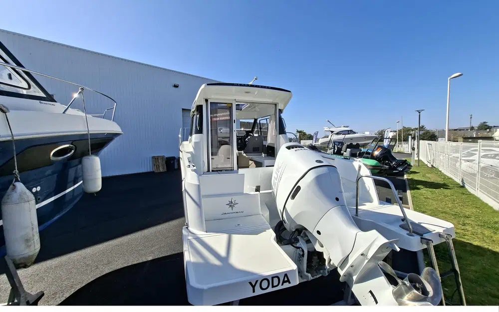 slider 1 Jeanneau Merry Fisher 695 Serie 2