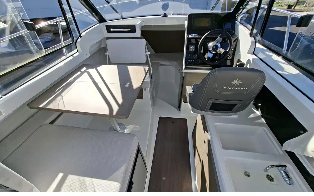 slider 29 Jeanneau Merry Fisher 695 Serie 2